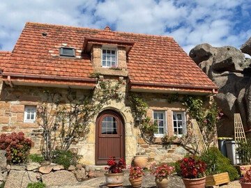 Location Maison à Trégastel,Maison Torr Penn nichée dans les rochers roses FR-1-542-62 N°994435