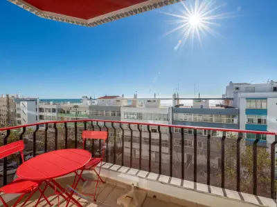 Appartement à Quarteira, Appartement moderne 2 chambres en bord de mer à Quarteira - L994447