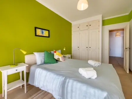 Appartement moderne 2 chambres en bord de mer à Quarteira - Photo 2