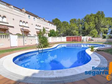 Location Maison à El Vendrell,Casa adosada en El Francàs, con piscina y aa/cc ES-320-9 N°994586