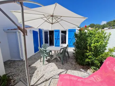 Maison à Saint Jean de Monts, Maison avec Piscine Chauffée, Proche Mer et Commerces, pour 4/5 Pers., Animaux Admis FR-1-777-22 N°994738