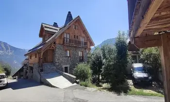 Chalet in Puy Saint Vincent 1800,Chalets pour 13 Personnes 1153005 N°994782