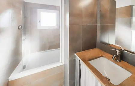 Location Maison 4 personnes à Saint Laurent de la Ca - Photo 15