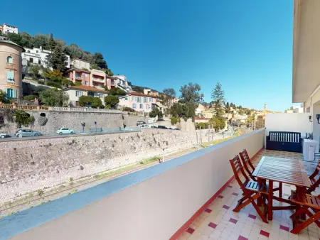 Appartement à Menton, Spacieux 2P climatisé centre-ville Menton avec grande terrasse, proche plages et commerces - L995187