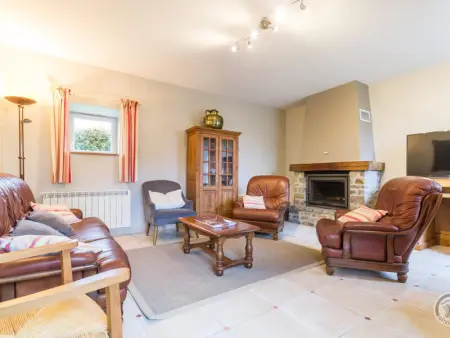 Maison familiale avec jardin, animaux admis, parking - Photo 4