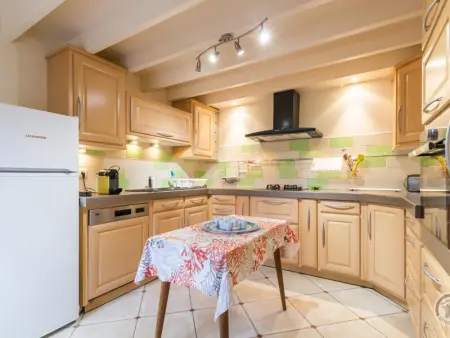 Maison familiale avec jardin, animaux admis, parking - Photo 5