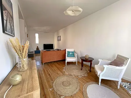 Maison Rénovée Proche Plage et Commerces – Idéale Familles ! - Photo 2