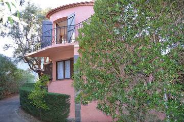 Location Villa à Cavalaire sur Mer,Villa FARANDOLE MAISON DE VACANCES 4 CHAMBRES JARDIN WIFI 851402 N°811792
