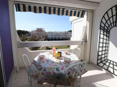 Appartement à Le Grau du Roi, Appartement 2 pièces climatisé avec parking, proche plage - L995612