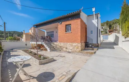 Location Maison 6 personnes à Pontons - Photo 1