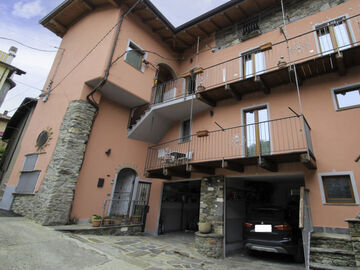 Location Appartement à Dumenza,Elsa IT2090.200.1 N°996473