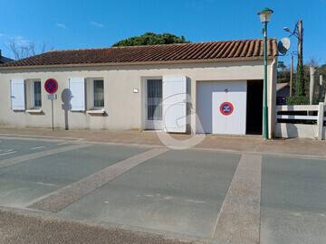 Location Maison à Longeville sur Mer,Maison de Vacances pour 4 personnes à 150m de la plage du Rocher FR-1-357-321 N°996521
