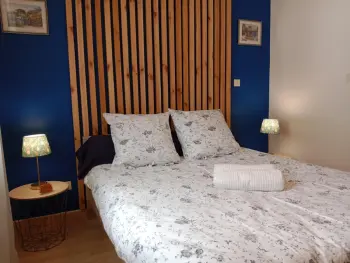 Gite in Bellerive sur Allier,Maison rénovée proche Vichy : 3 chambres, cour fermée, tout inclus, idéal curistes et activités naturelles FR-1-489-481 N°996535