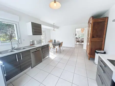 Grande maison près plage Carolles, 5 chambres, jardin, parking, wifi gratuit – 10 pers. - Photo 11