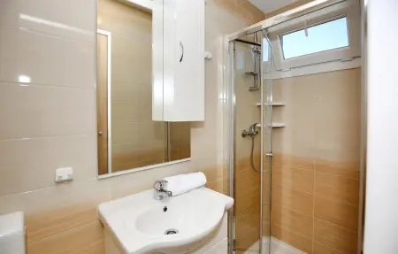 Location Maison 6 personnes à Murter - Photo 12