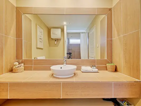 Studio spacieux avec piscine et parking, près des commerces - Photo 11