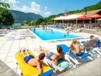 Chalet à Mayres Savel,Camping De Savel - CHALET (MAX 4 adultes + 1 enfants) 1184707 N°997578