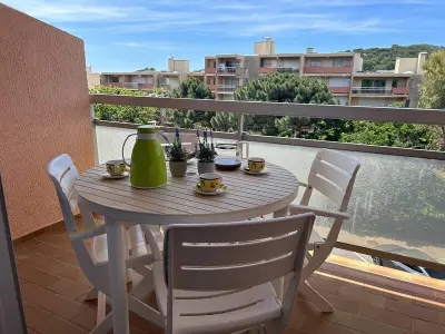 Appartement à Bormes les Mimosas, Duplex climatisé avec 2 terrasses, garage, à 200m de la plage et proche commerces - Bormes-les-Mimosas - L998006