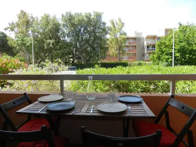 Appartement à Bormes les Mimosas, Studio climatisé, 4 couchages, proche plage et commerces - Bormes-les-Mimosas - L998010