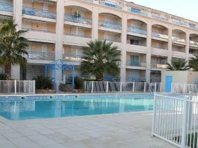 Appartement à Le Lavandou, Appartement T2 avec coin nuit, piscine, parking sécurisé, proche plage - Le Lavandou - L998016