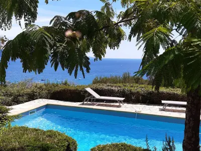 Maison à Bormes les Mimosas, Maison 3 pièces avec piscine privée à Bormes-les-Mimosas - L998050