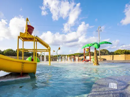 Camping Village Baia Blu La Tortuga, Maison 4 personnes à Vignola Mare - Photo 11