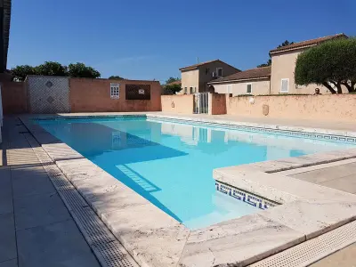 Maison à Sainte Lucie de Porto Vecchio, Mini-villa climatisée - 4 pers - Piscine, plage à proximité - Terrasse et BBQ - Parking privatif - L998291