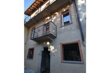 Location Maison à Brezzo di Bedero,437431 IT-21010-40 N°999073