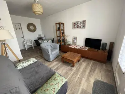 Appartement à Saint Hilaire de Riez, Charmant T2 à 100m de la plage avec terrasse, parking privé et animaux admis - L999132