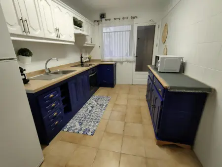 Appartement spacieux avec Wi-Fi, parking gratuit près de la plage - Photo 10