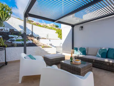 Villa familiale avec piscine privée - Radazul, Villa 6 personnes à Radazul - Photo 1