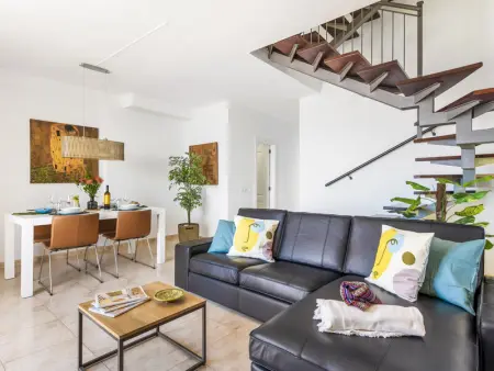 Triplex en bord de mer avec piscine, parking et terrasses à Radazul - Photo 2