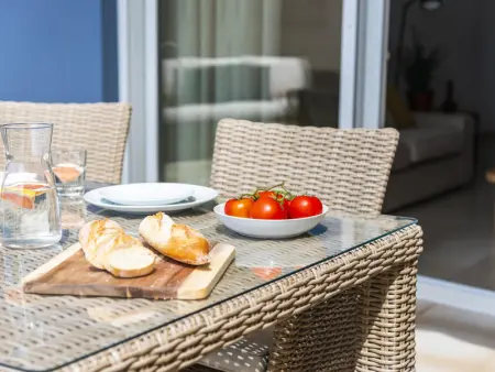 Appartement en bord de mer avec terrasse et parking privé - Photo 7