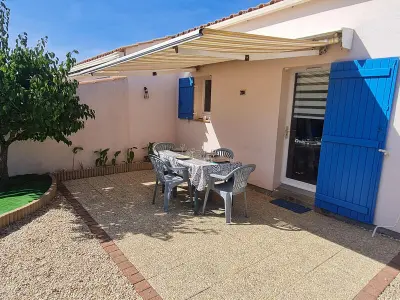 Maison à Bretignolles sur Mer, Maisonnette 4 pers. à 300m de la Plage avec Piscine, Tennis et WIFI - L999394