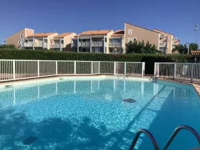 Appartement à Palavas les Flots, Charmant F3 Mezzanine avec Piscine, Clim, Proche Plage et Centre - 4 Pers. - L999414