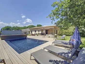 Casa a Montauroux,Villa à Montauroux avec Piscine Privée, 3 Chambres, Proche Lac de Saint-Cassien, Climatisée FR-1-779-2 N°999432