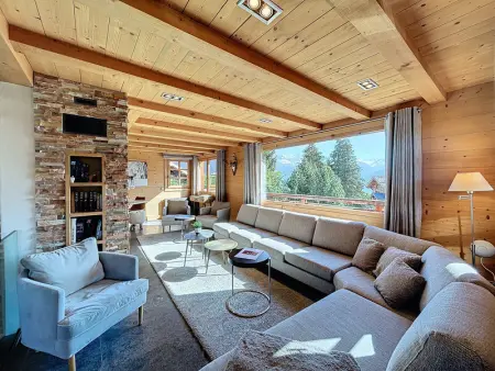 Superbe chalet au calme avec jardin, garage et Wifi - Photo 2