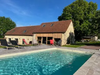 Casa rural en Sargé lès le Mans,Gîte luxueux avec piscine, spa, jardin et équipements de loisirs à Sargé-lès-le-Mans FR-1-410-437 N°999595