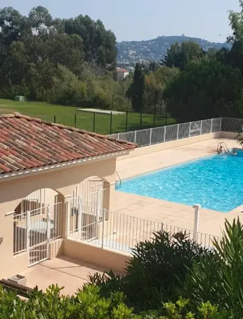 Haus in Cannes,Villa avec jardin et piscine commune. 1192793 N°999723