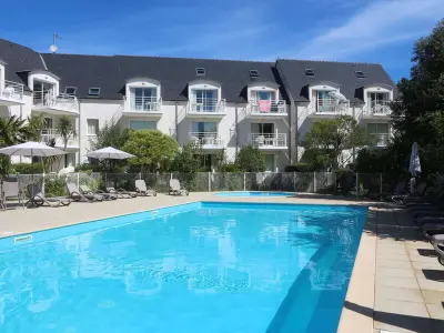 Appartement à Fouesnant, Bel appartement à 100 m de la plage à Fouesnant avec piscine chauffée, pour 4 personnes - N°999780