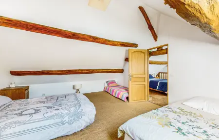 Location Maison 8 personnes à Lainsecq - Photo 18