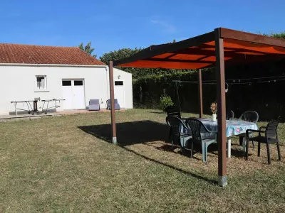 Maison à Saint Georges d'Oléron, Maison cosy à Oléron avec jardin, proche plage & forêt, 6 couchages - L999885