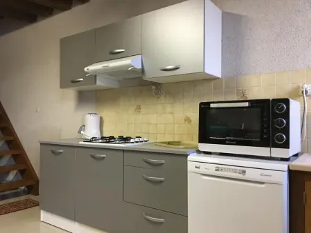 Maison cosy proche de Blois avec cheminée, cour fermée, animaux acceptés et activités variées à proximité - Photo 4