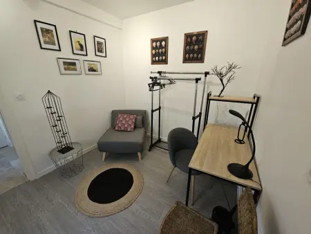 Séjour Bucolique en Sologne: Gîte de Plain-Pied avec Étangs et à Proximité des Châteaux de la Loire - Photo 8