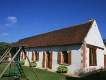 Gite à Villeherviers,Maison en Sologne avec jardin, pêche, équipements de loisirs, proche des châteaux et ZooParc de Beauval. FR-1-491-362 N°999929