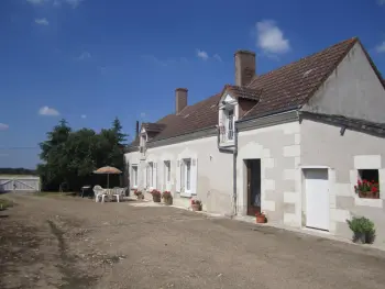 Gite à Chaumont sur Loire,Maison familliale près de Chaumont-sur-Loire : calme, bien équipée, idéale pour découvrir les Châteaux. FR-1-491-379 N°999946