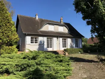 Gite à Yvoy le Marron,Maison de plain-pied avec jardin arboré, proche Center-Parc et châteaux, idéale famille! FR-1-491-420 N°999986