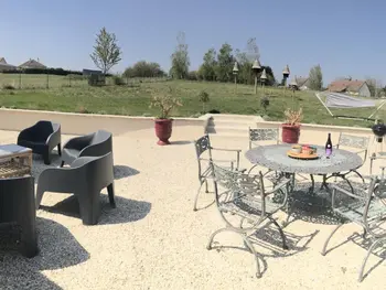 Casa rural en Vallières les Grandes,Gîte familial de plain-pied avec grande terrasse, jardin clos et équipements complets à Vallières-les-Grandes FR-1-491-423 N°999989