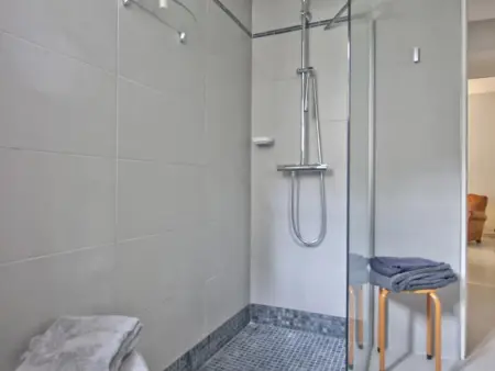 Gîte de Charme au Cœur de Blois avec Jardin Privé, Garage et Équipements Modernes - Photo 13