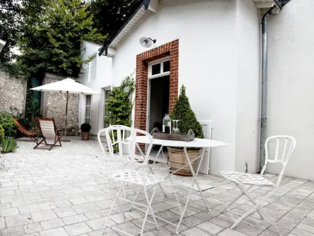 Gîte de Charme au Cœur de Blois avec Jardin Privé, Garage et Équipements Modernes - Photo 17